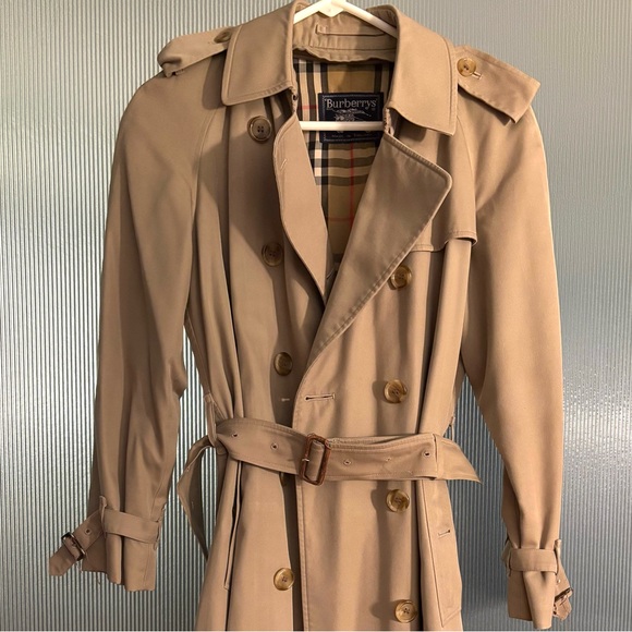 Vintage Burberrys’ London Trench Coat - Made in England - Fits US 4/6 - Picture 2 of 10